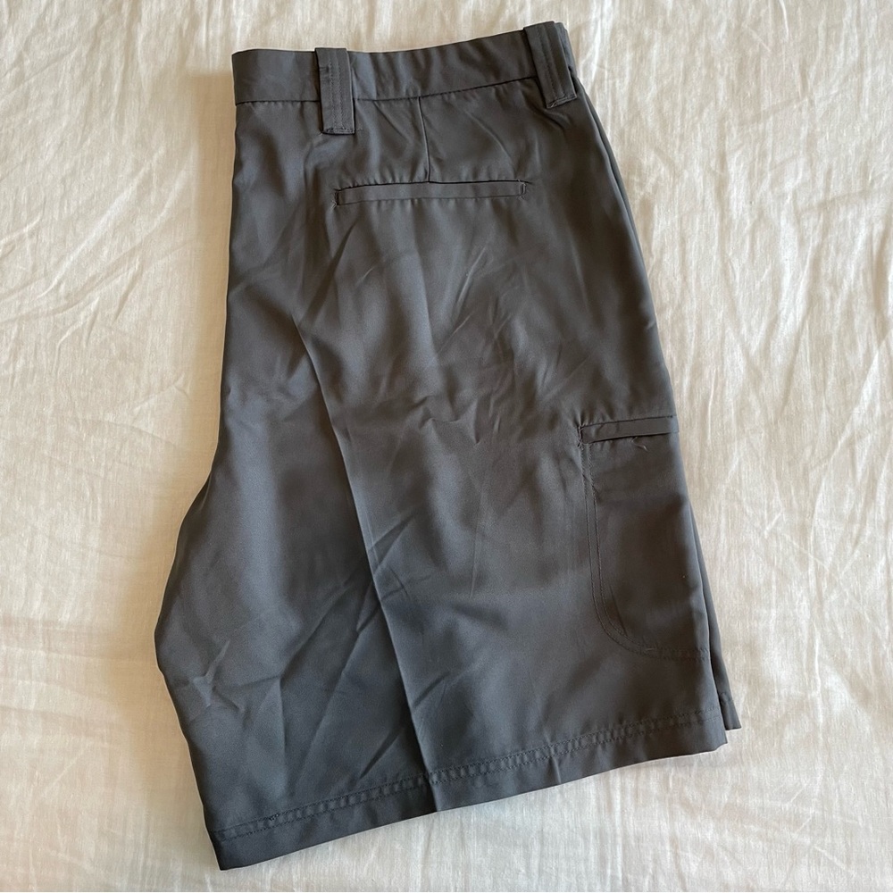 Basic Editions Gray Cargo Shorts Size 42